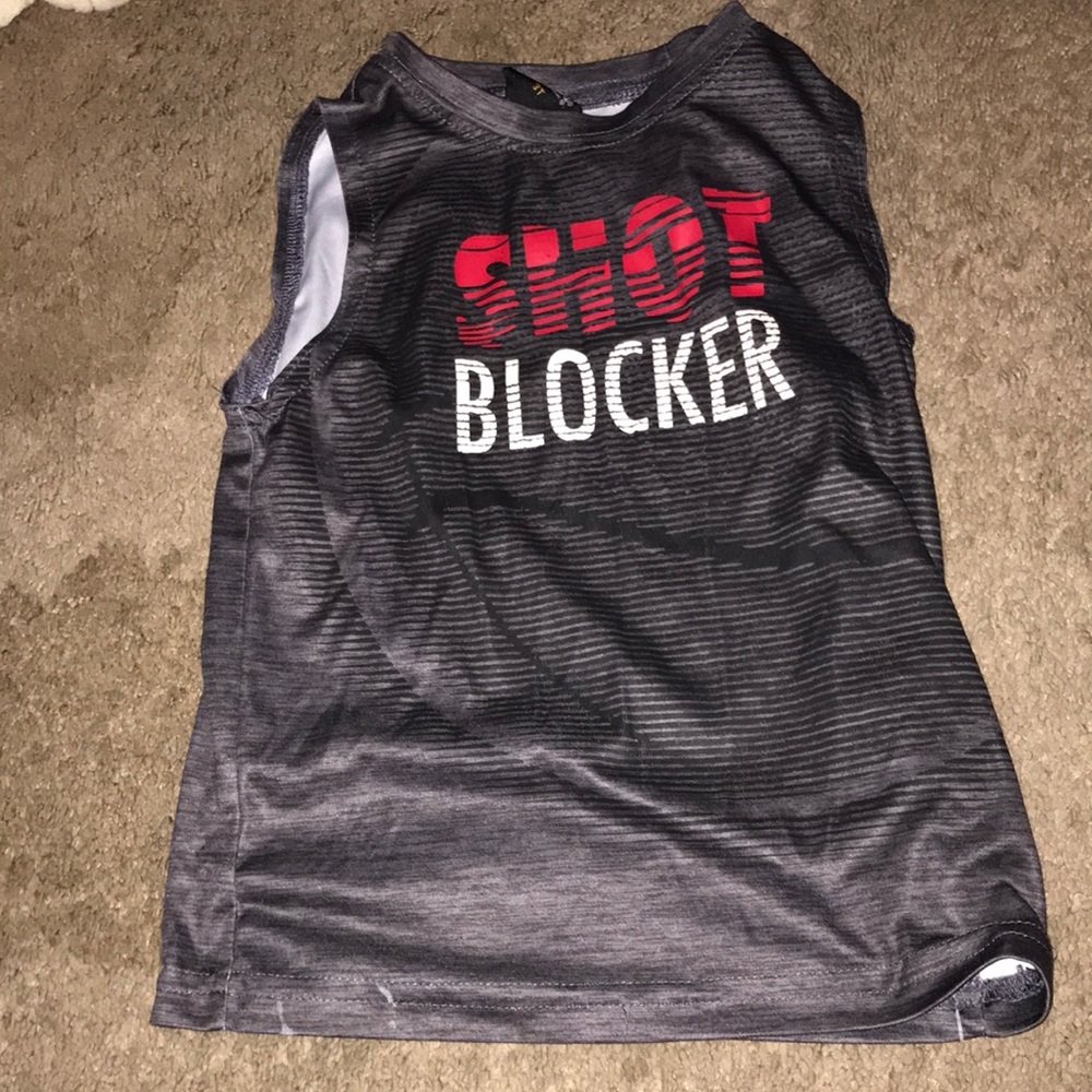 It’s a 3t kinda basketball shirt